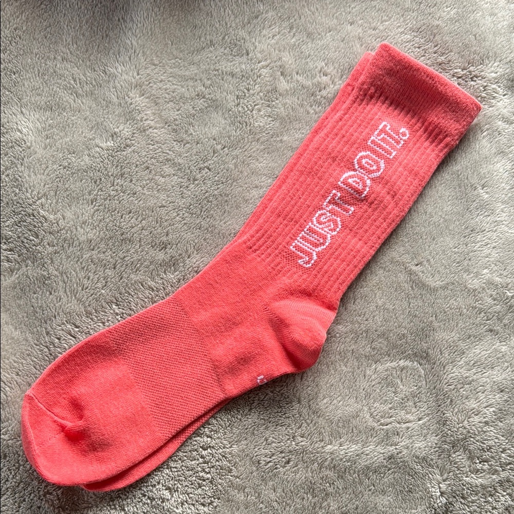 Nike Just Do It crew socks